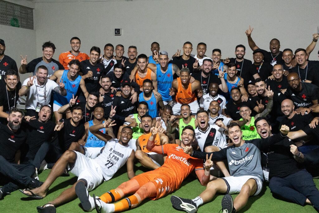 Diniz destaca classificação do Vasco e elogia preparação para pênaltis